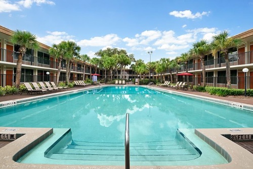 Ramada Gateway Hotel Kissimmee zwembad